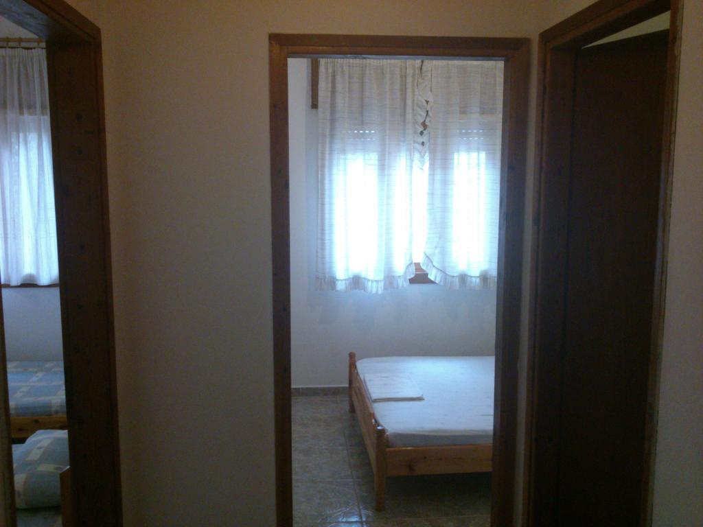Kalaitzis Apartments Kalyves Polygyrou Номер фото