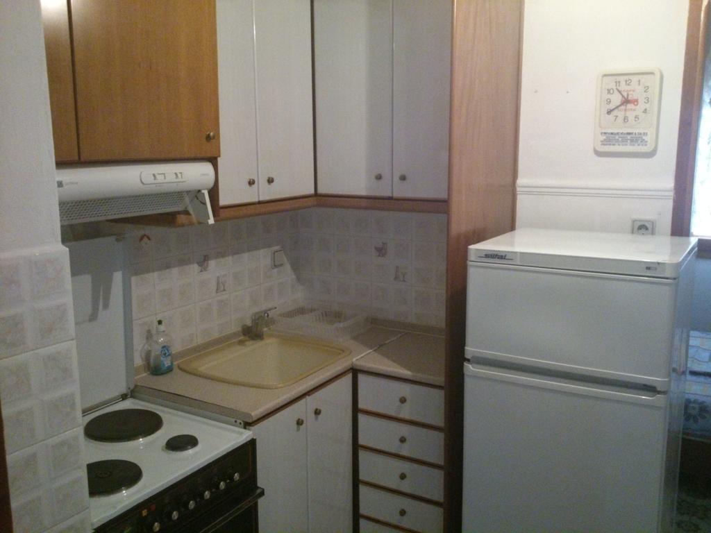Kalaitzis Apartments Kalyves Polygyrou Номер фото