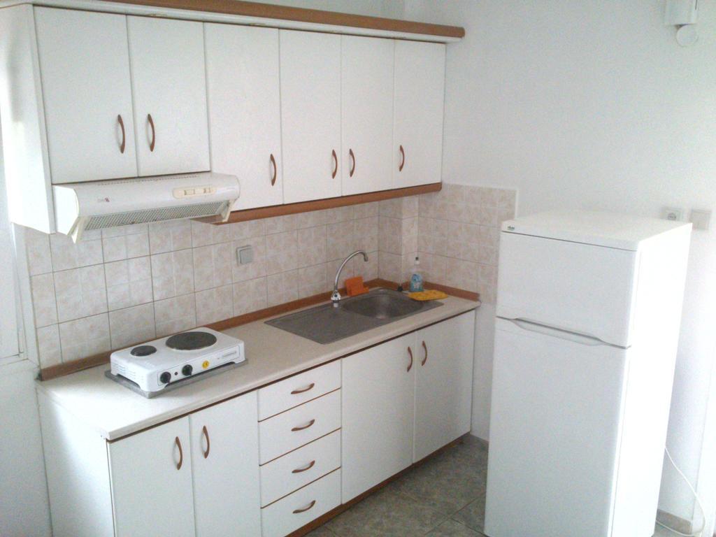 Kalaitzis Apartments Kalyves Polygyrou Номер фото