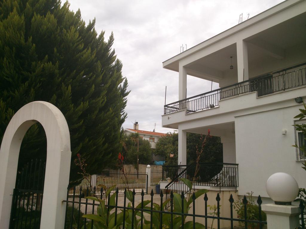 Kalaitzis Apartments Kalyves Polygyrou Экстерьер фото